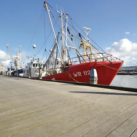 Three-bedroom In Romo Holiday home Romo