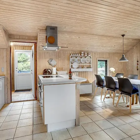 Holiday home Three-bedroom In Romo *