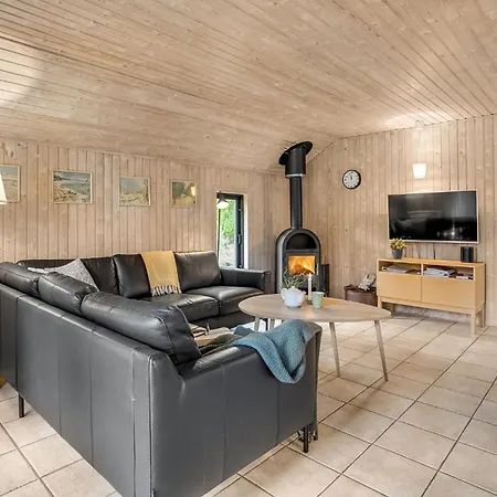 Three-bedroom In Romo Holiday home Romo
