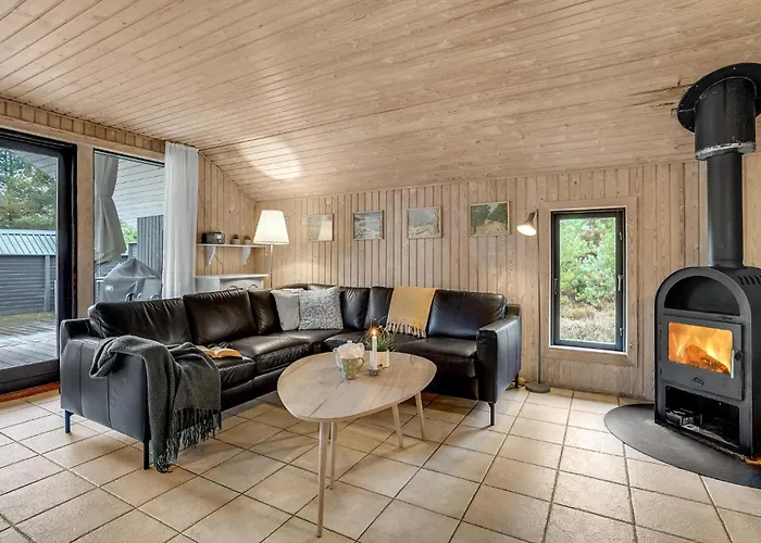 Three-bedroom In * Rømø